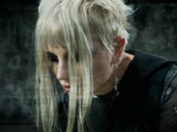 Thea et H4RDR0CK3R