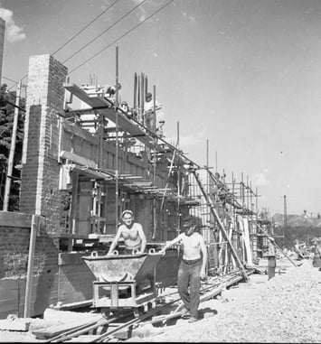 Découvrez l'architecture industrielle en péril ou en reconversion