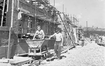 Découvrez l'architecture industrielle en péril ou en reconversion