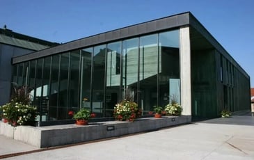 Découverte du Musée du Pays de Sarrebourg et du vitrail La Paix de Marc Chagall
