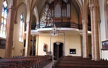 Une église à l'orgue centenaire