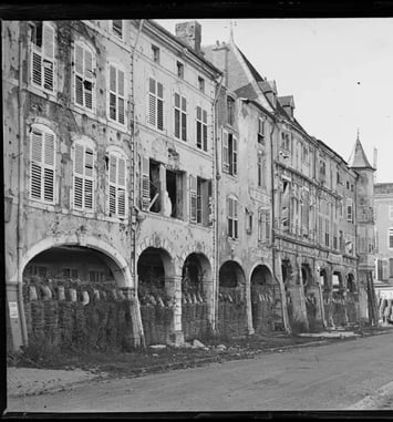Des architectes ordinaires au chevet des monuments historiques lorrains touchés par la Grande Guerre : protéger, réparer, reconstruire (1914-1925)