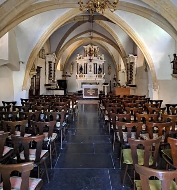 Une cloche du XVème siècle au coeur d'une chapelle