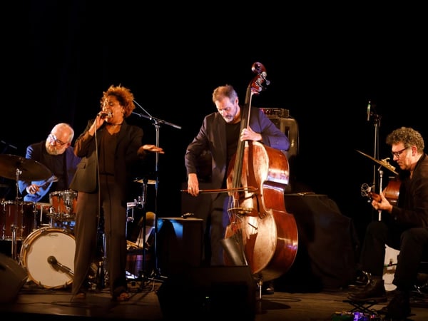 Etenesh Wassié Quartet, Arada