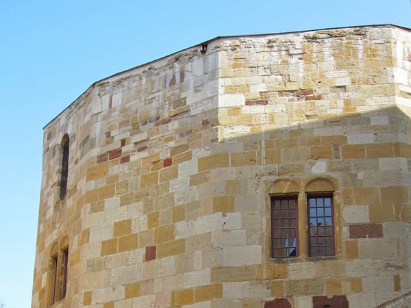 Les Émaux de Longwy par-delà la Fensch et Thionville