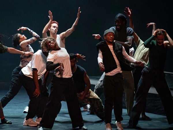 Spectacle - DUB, Amala Dianor